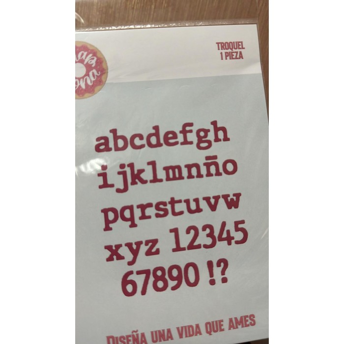 Troquel alfanumerico mediano Scrapdona