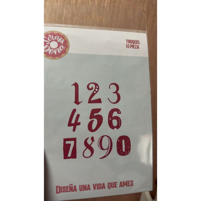 Troquel numeros diferentes tipografias Scrapdona