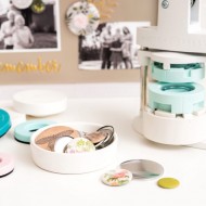 Button Press Bundle We R Memory Keepers incluye 3 tamaños de Pins