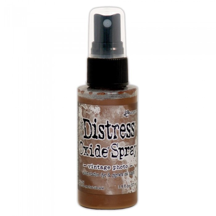Spray Distress Oxide Vintage Photo