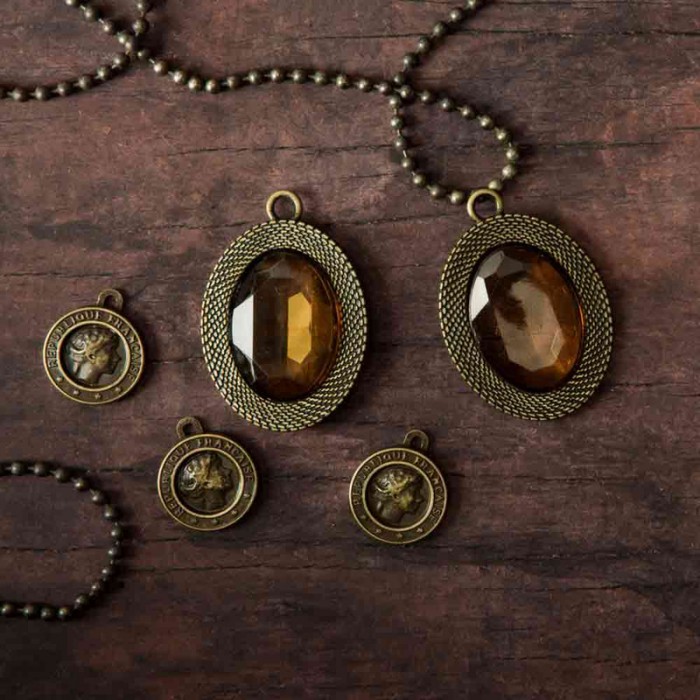 Prima Marketing Memory Hardware – La Rochelle Antique Trinkets