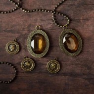 Prima Marketing Memory Hardware – La Rochelle Antique Trinkets