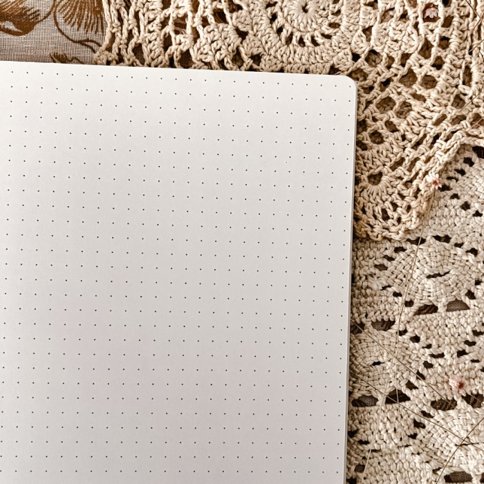 Libreta grande cosida mostaza – POSDATA