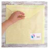 Sobre de plástico para papeles amarillo  Kimidori Colors